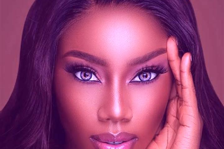Victoria, 38, a chestnut blue-eyed ebony companion based in Gau-Heppenheim. Offering BDSM, Girlfriend Experience, Domination, Roleplay. Available for incall ...
