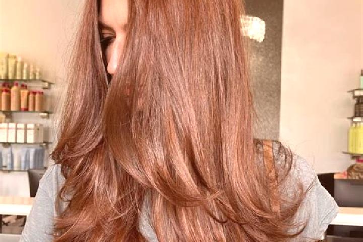Victoria, 38, a chestnut brown-eyed caucasian companion based in Margency. Offering GFE, Roleplay, BDSM. Available for incall and outcall, overnight bookings...