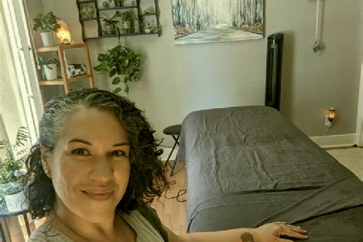 Victoria, 38, a dark blonde brown-eyed ebony companion based in View Royal. Offering Roleplay, Massage, CIM, Prostate Massage. Available for incall and outca...