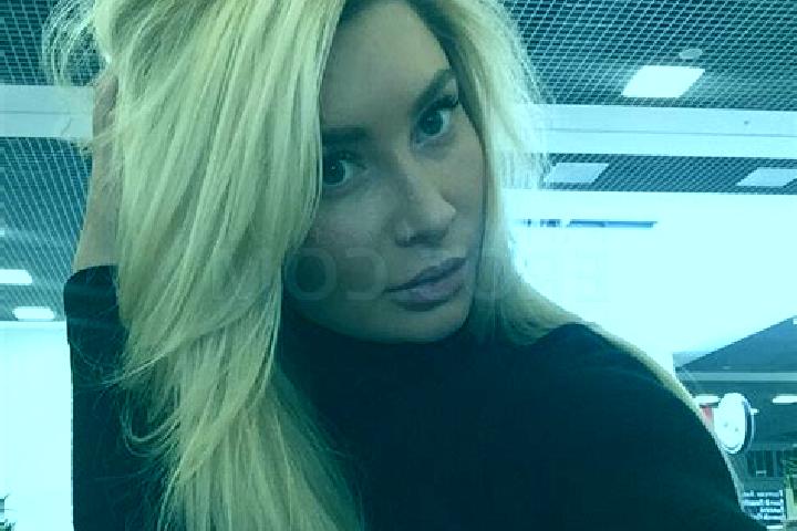 Victoria, 38, a dark blonde dark-eyed caucasian companion based in Hokes Bluff. Offering Dinner Date, A-Level, Couples, Massage, Party Girl. Available for in...