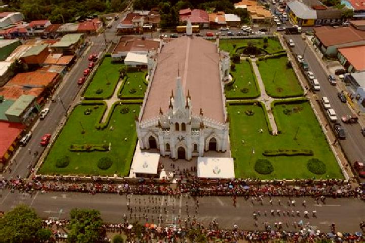 Victoria, 38 — Escort in San Isidro de Patulu, Ecuador