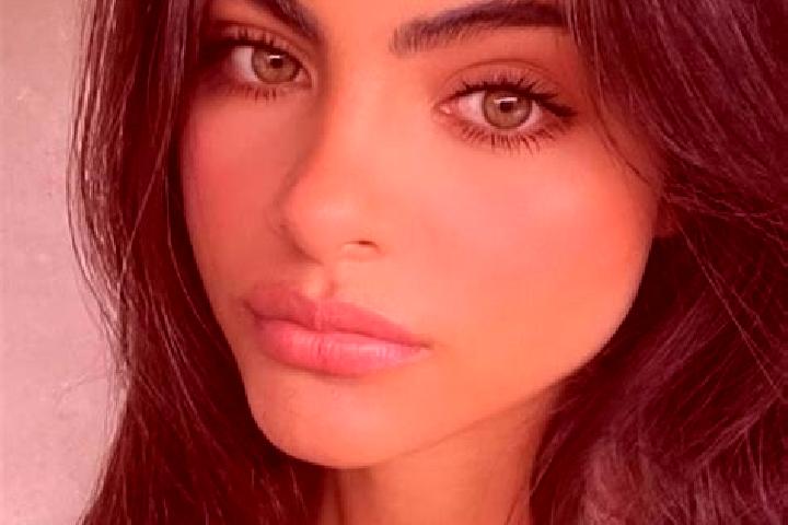 Victoria, 39, a brunette grey-eyed indian companion based in Kollnburg. Offering Travel Companion, Deep French Kissing, Overnight. Available for incall and o...