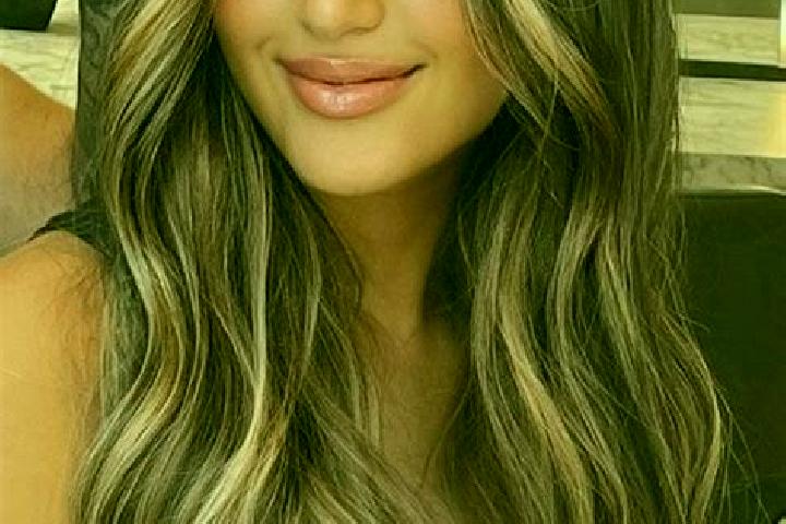 Victoria, 39, a dark blonde brown-eyed mediterranean companion based in Puerto Vallarta. Offering OWO, Striptease, Deep French Kissing, Girlfriend Experience...