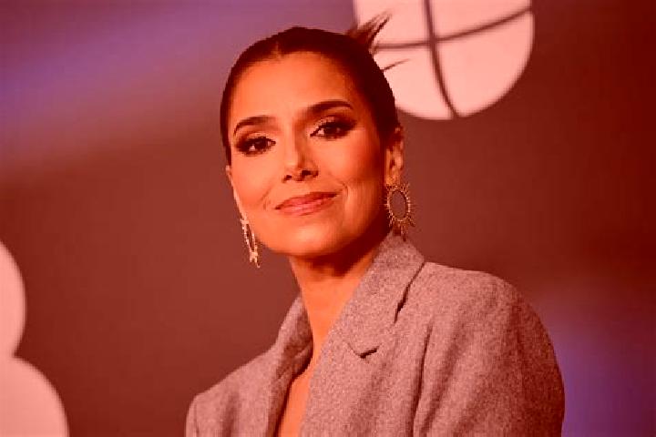 Victoria, 39, a red green-eyed latina companion based in Salas Nocajski. Offering Girlfriend Experience, Deep French Kissing, GFE. Available for incall and o...