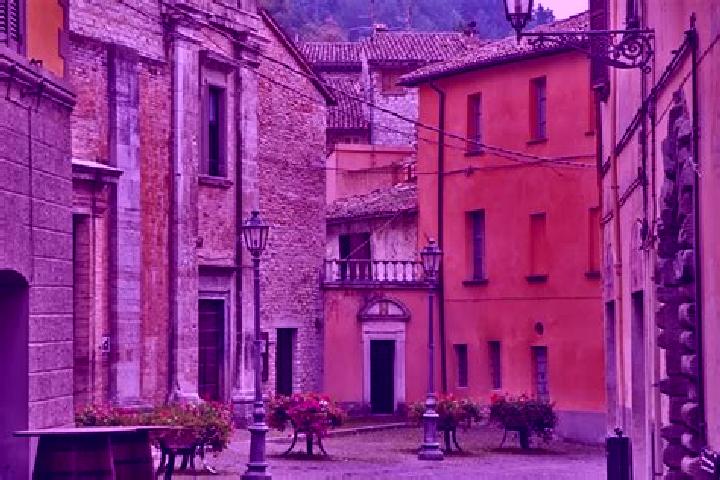 Victoria, 39 — Escort in Cantiano, Italy