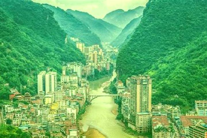 Victoria, 39 — Escort in Chengdong, China