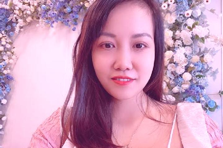 Victoria, 39 — Escort in Quynh Loi, Vietnam