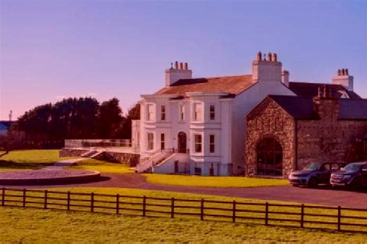Victoria, 39 — Escort in Santon, Isle of Man