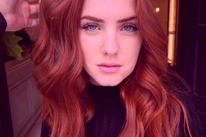 Violet, 20, a auburn blue-eyed mixed companion based in Valea Borului. Offering Duos, Massage, A-Level. Available for incall and outcall, day and evening dates.