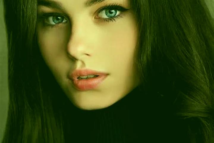 Violet, 20, a black dark-eyed european companion based in Usukhchay. Offering Roleplay, Striptease. Available for incall and outcall, day and evening dates.