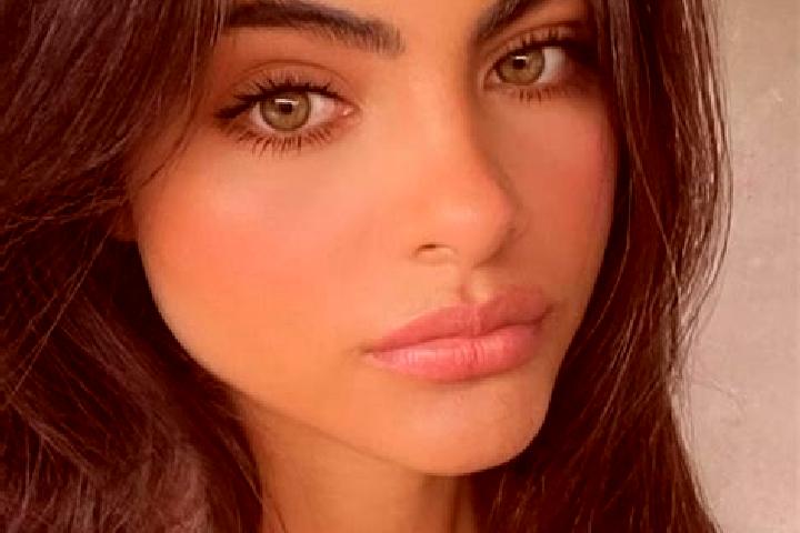 Violet, 20, a black hazel-eyed ebony companion based in Clesles. Offering Striptease, Prostate Massage, CIM. Available for incall and outcall, overnight book...