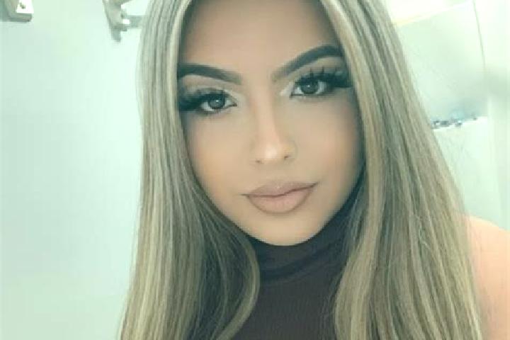 Violet, 20, a blonde brown-eyed latina companion based in Ermita. Offering A-Level, Prostate Massage, Party Girl, Girlfriend Experience. Available for incall...