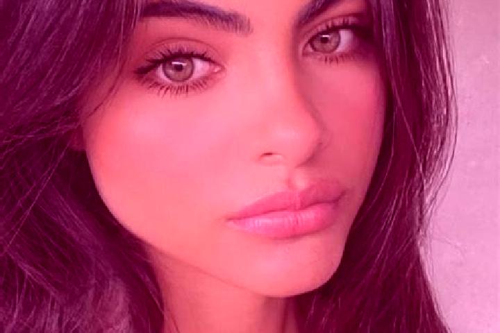 Violet, 20, a blonde dark-eyed indian companion based in Edinburgh B. Offering Duos, Couples, Deep French Kissing, BDSM, Tantra. Available for incall and out...