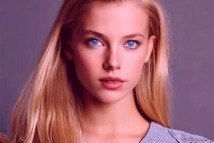 Violet, 20, a blonde grey-eyed mixed companion based in Surrey Hills. Offering Fetish, Domination, Girlfriend Experience. Available for incall and outcall, o...