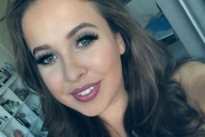 Violet, 20, a dark blonde amber-eyed mediterranean companion based in Sankt Johann im Saggautal. Offering Party Girl, GFE, Overnight, Dinner Date, Fetish. Av...