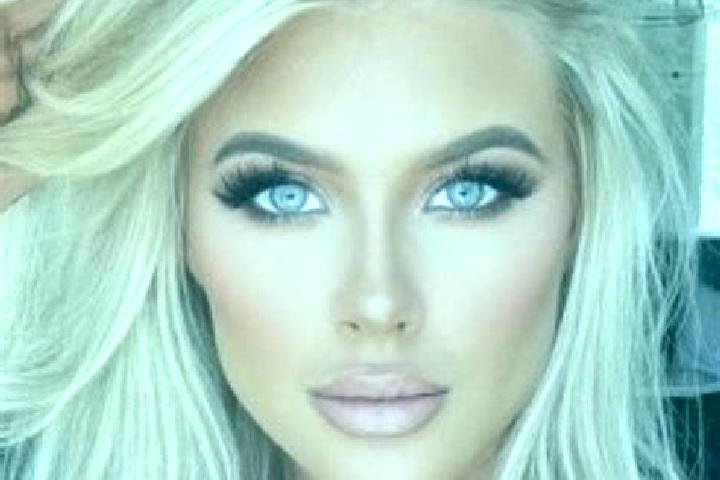 Violet, 20, a platinum blonde green-eyed caucasian companion based in Belfast. Offering Couples, Deep French Kissing, BDSM. Available for incall and outcall,...