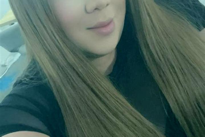 Violet, 20 — Escort in Beaumont, Ireland