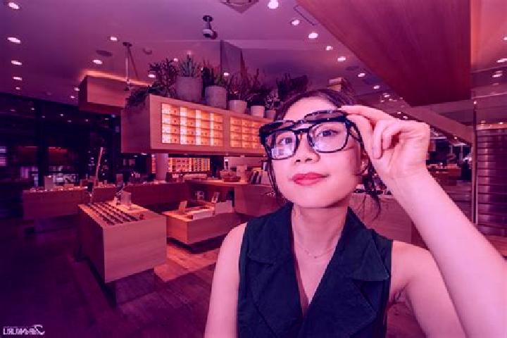 Violet, 20 — Escort in Chenying, China