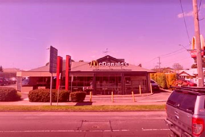 Violet, 20 — Escort in Gungahlin, Australia