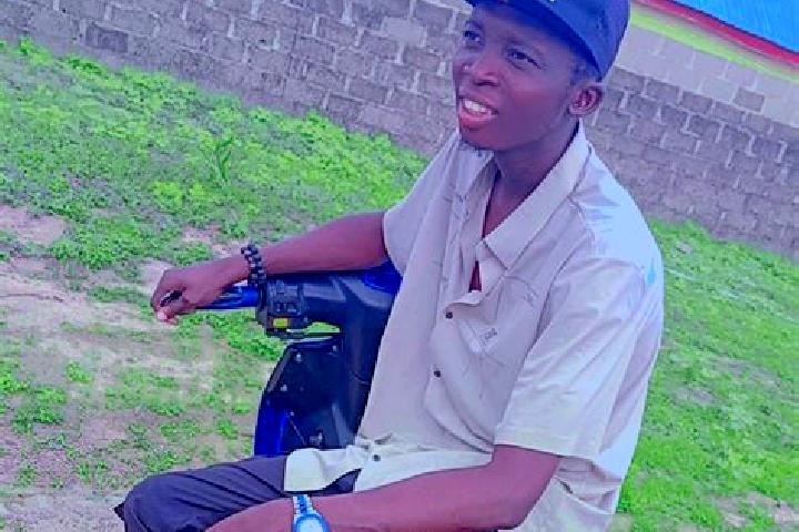 Violet, 20 — Escort in Karim Lamido, Nigeria