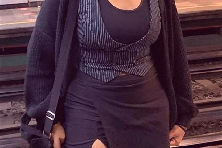 Violet, 20 — Escort in Kumkadi, Turkey