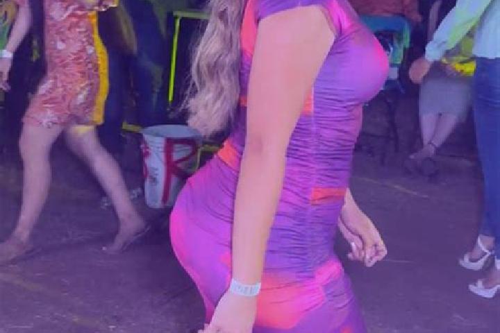 Violet, 20 — Escort in Nuevo Galeana, Mexico