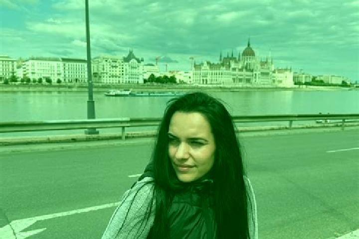 Violet, 20 — Escort in Tamaseu, Romania