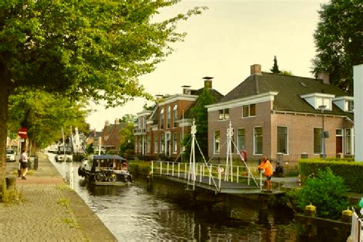 Violet, 20 — Escort in Veendam, Netherlands