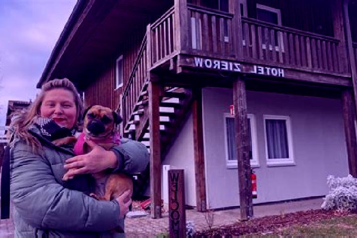 Violet, 20 — Escort in Zierow, Germany