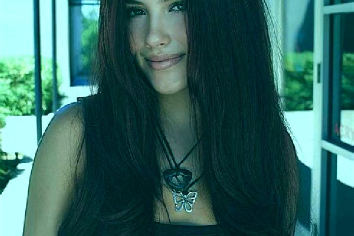 Violet, 21, a auburn dark-eyed mediterranean companion based in Nienbuttel. Offering Deep French Kissing, GFE, Tantra, Travel Companion, Roleplay. Available ...