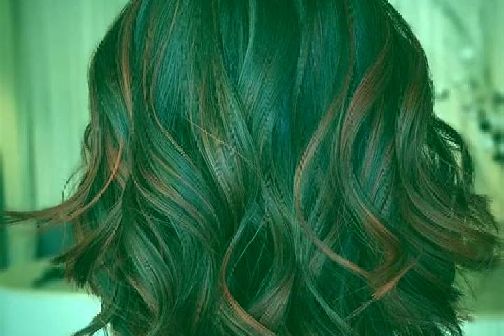 Violet, 21, a red brown-eyed mixed companion based in Hukumpeta. Offering Duos, Striptease, Couples. Available for incall and outcall, overnight bookings ava...