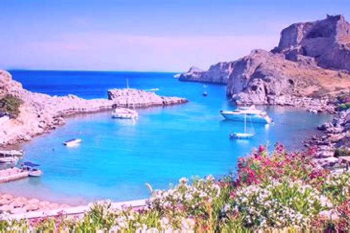 Violet, 21 — Escort in Agios Pavlos, Greece
