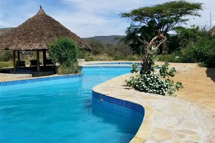 Violet, 21 — Escort in Archers Post, Kenya