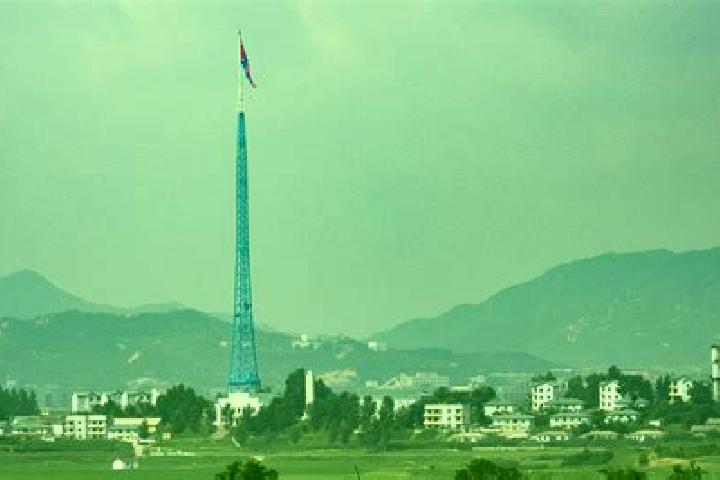 Violet, 21 — Escort in Hungju-dong, North Korea