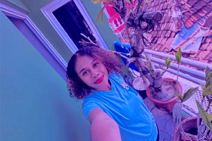 Violet, 21 — Escort in Ilaga, Indonesia