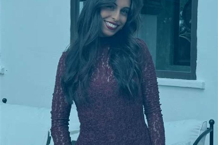 Violet, 21 — Escort in Las Rosas, Spain