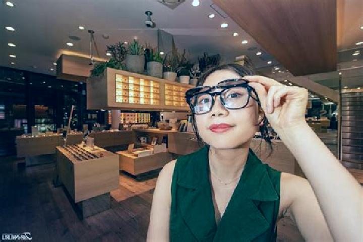 Violet, 21 — Escort in Meigang, China