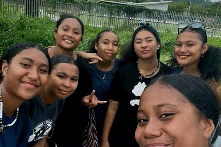 Violet, 21 — Escort in Minj, Papua New Guinea