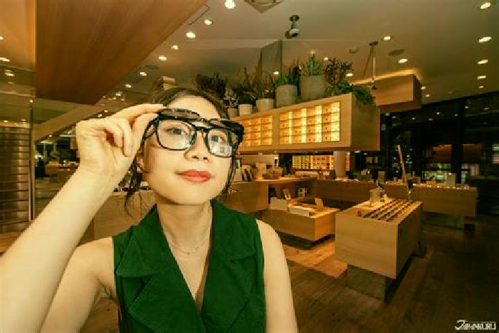 Violet, 21 — Escort in Rongxian, China