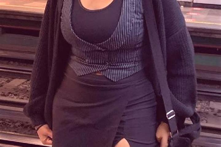 Violet, 21 — Escort in Skaelskor, Denmark