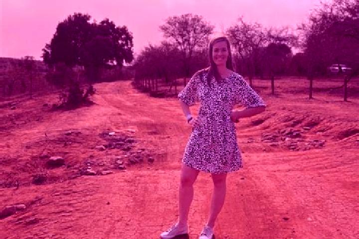 Violet, 21 — Escort in Witvlei, Namibia