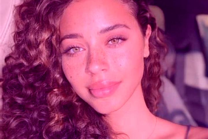 Violet, 22, a black hazel-eyed ebony companion based in Higuera de la Sierra. Offering Travel Companion, Striptease, BDSM. Available for incall and outcall, ...