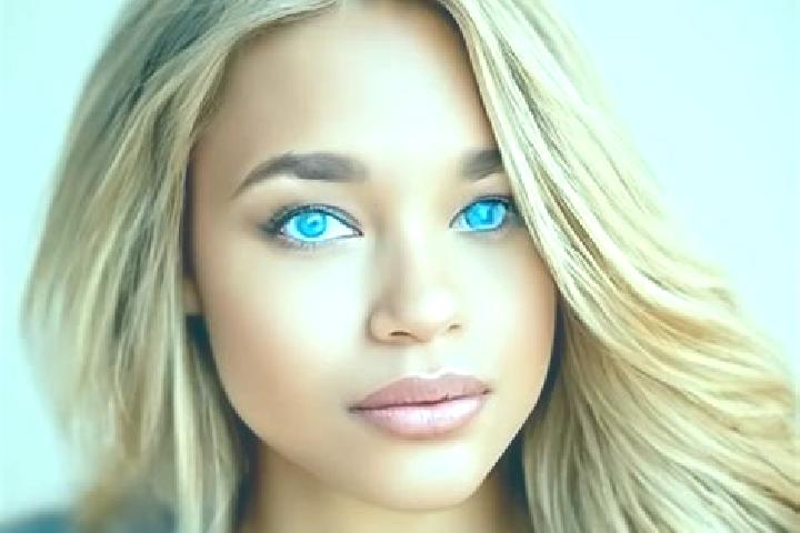 Violet, 22, a blonde blue-eyed latina companion based in Seilles. Offering Duos, Domination, A-Level, Party Girl. Available for incall and outcall, overnight...
