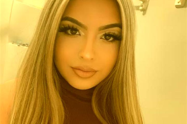 Violet, 22, a blonde brown-eyed latina companion based in Terrasse-des-Pins. Offering Couples, Striptease, Roleplay, Fetish. Available for incall and outcall...