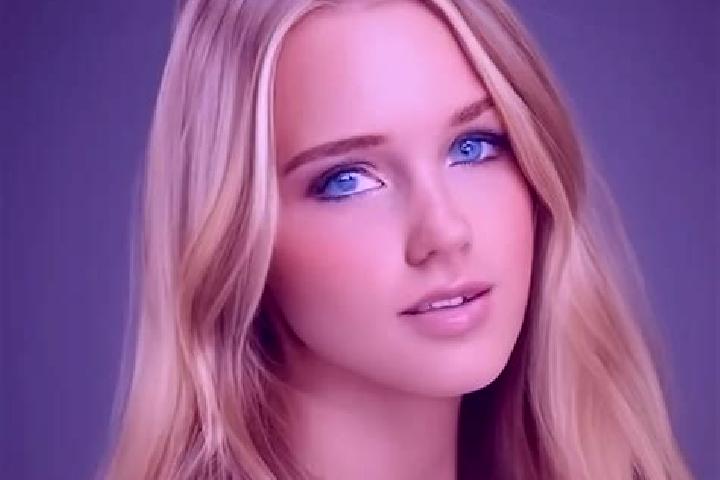 Violet, 22, a dark blonde grey-eyed mediterranean companion based in San Prisco. Offering Overnight, Girlfriend Experience, CIM, Duos, Dinner Date. Available...