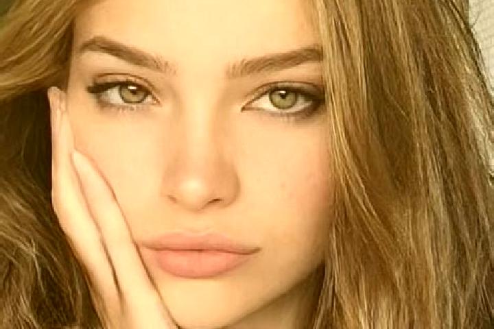 Violet, 22, a dark blonde hazel-eyed asian companion based in Sebesu de Sus. Offering Travel Companion, 69, Duos. Available for incall and outcall, day and e...