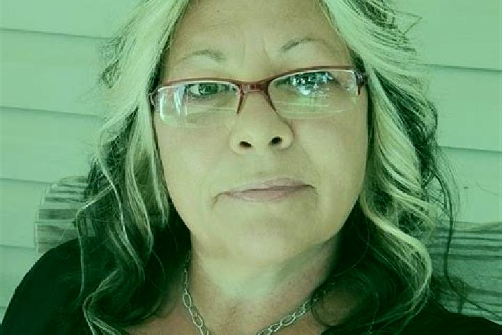 Violet, 22 — Escort in Abington, United States