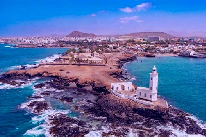 Violet, 22 — Escort in Alto Mira, Cape Verde
