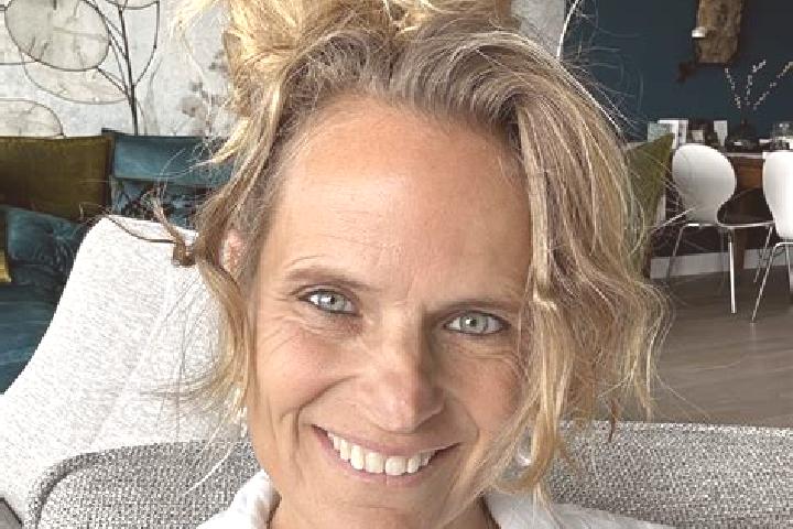 Violet, 22 — Escort in Ankeveense Rade, Netherlands