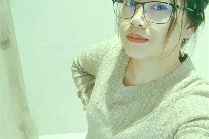 Violet, 22 — Escort in Ath Thumamah Sittah wa Arba un, Qatar